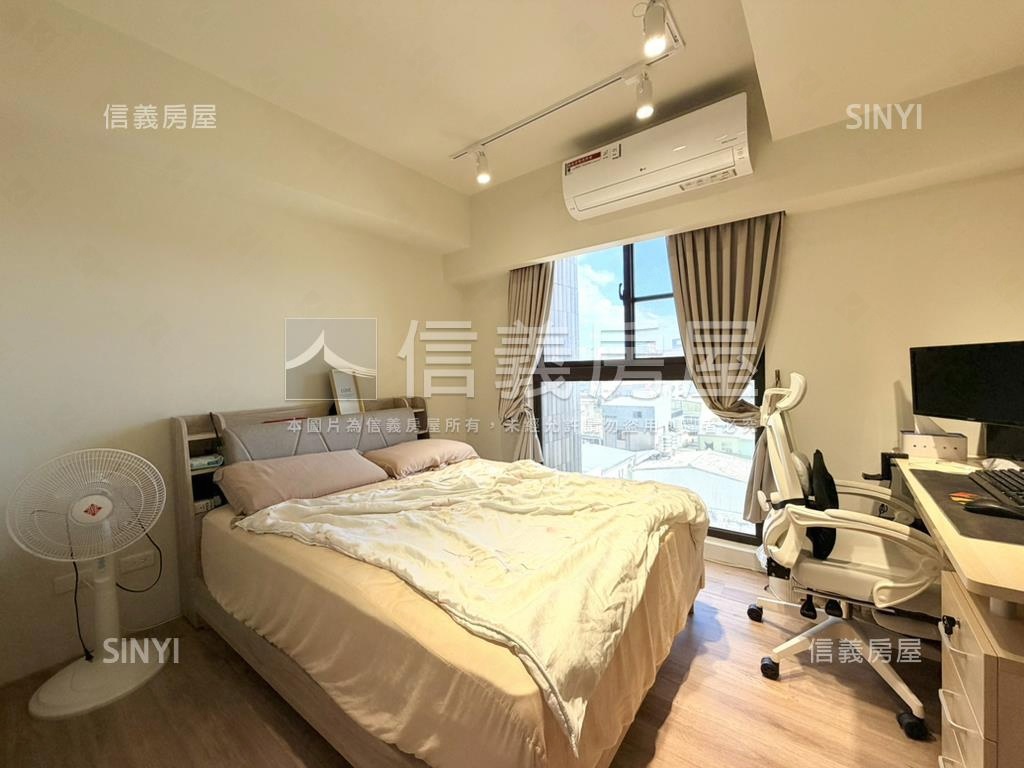 新屋齡★彩彩棠３房車位房屋室內格局與周邊環境