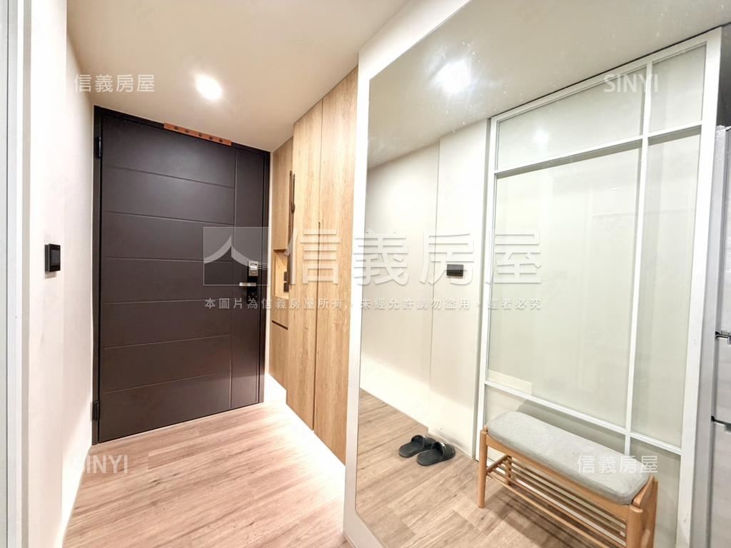 新屋齡★彩彩棠３房車位房屋室內格局與周邊環境