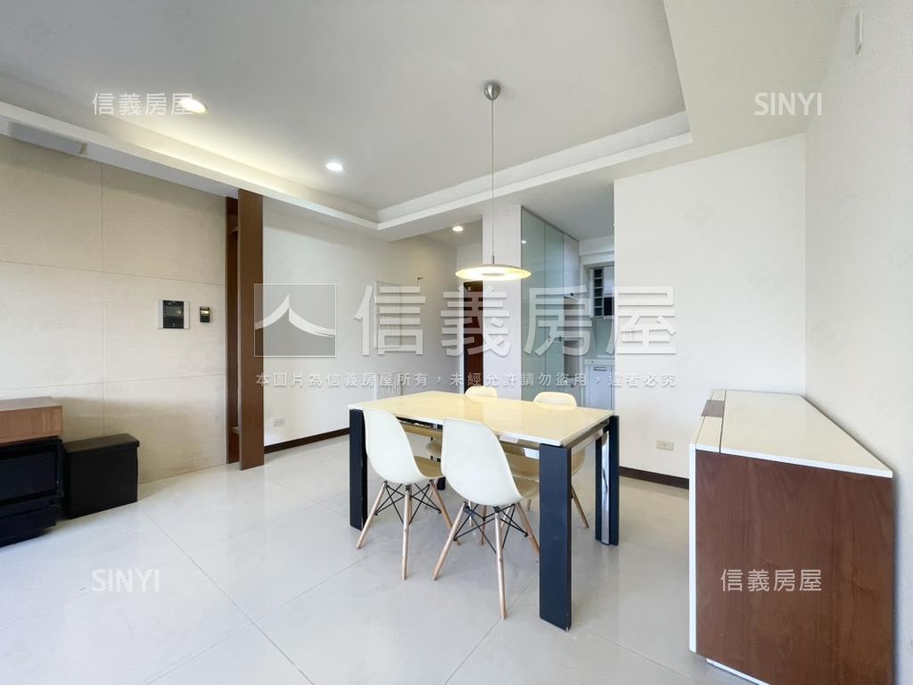 專任富廣築藝採光美屋房屋室內格局與周邊環境