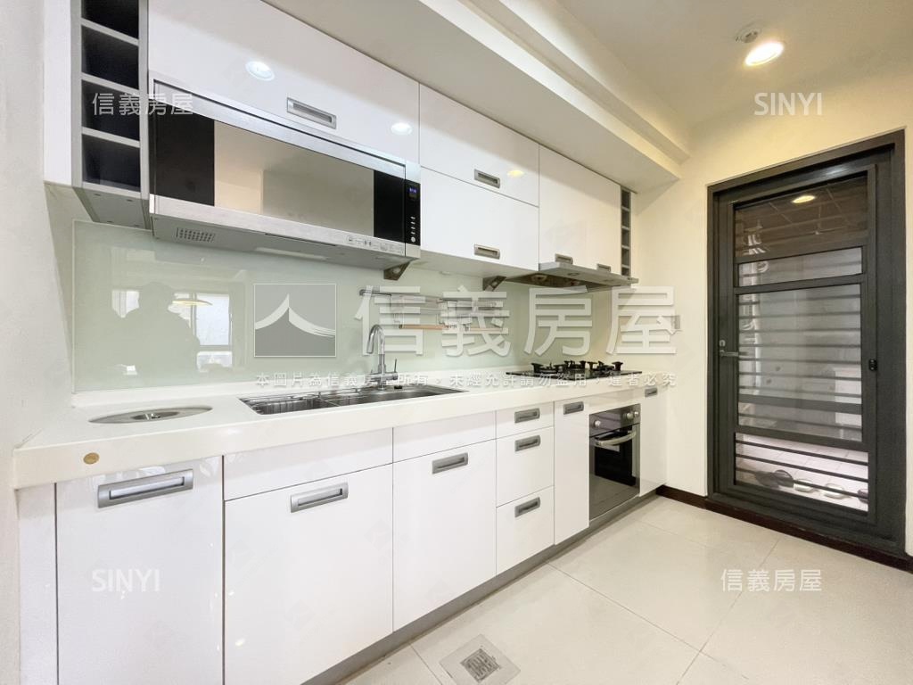 專任富廣築藝採光美屋房屋室內格局與周邊環境