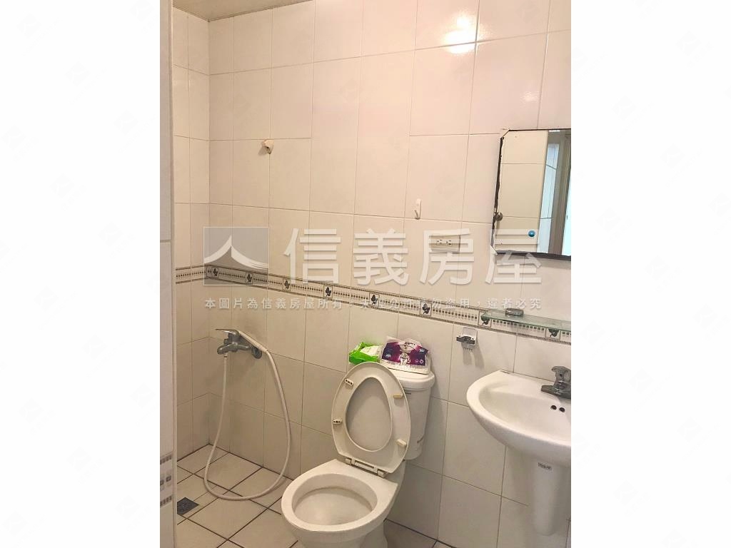 三多。唯美四房。小資成家房屋室內格局與周邊環境