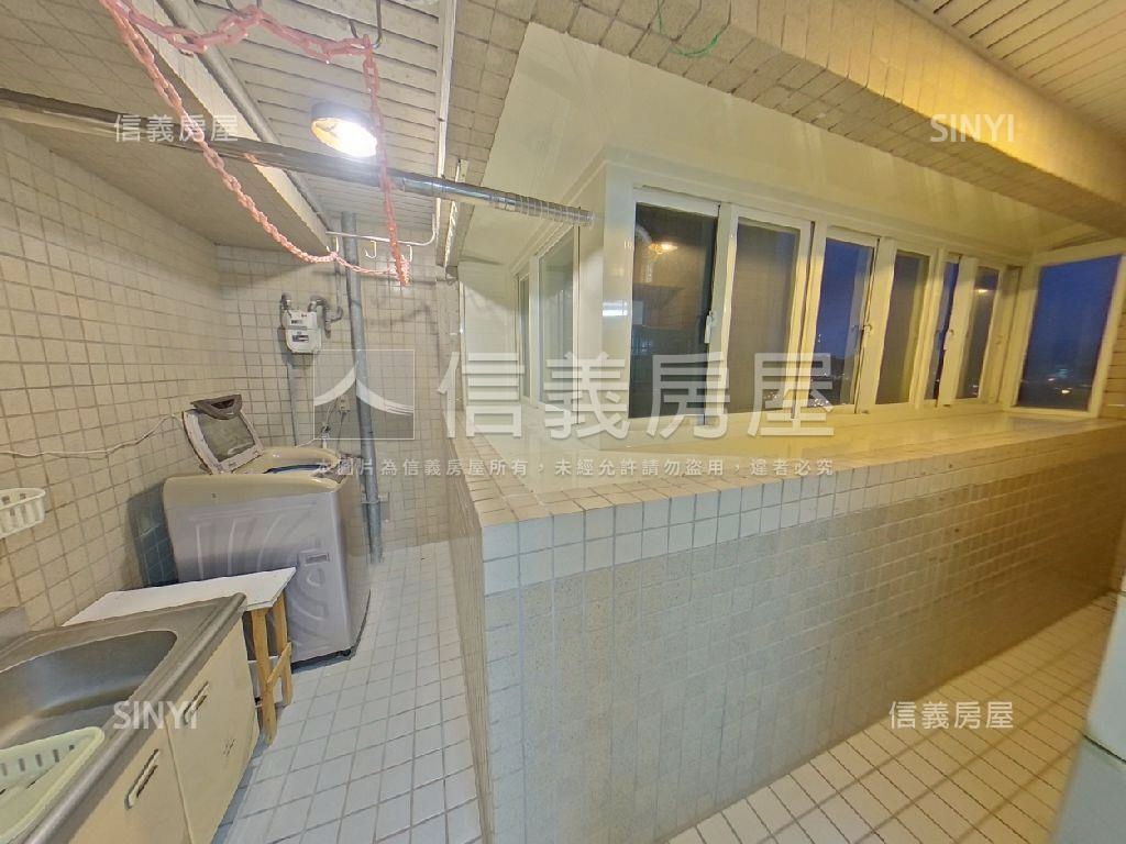 百年好合高樓美屋＋車位房屋室內格局與周邊環境