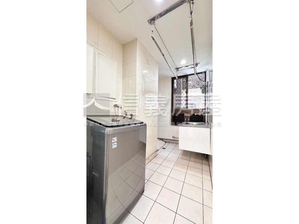 水世紀山河美景豪邸房屋室內格局與周邊環境