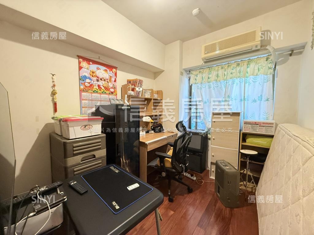 遠眺綠意警智三房房屋室內格局與周邊環境