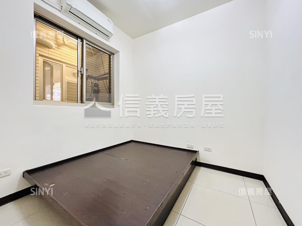 灣頂大屯山景３房房屋室內格局與周邊環境