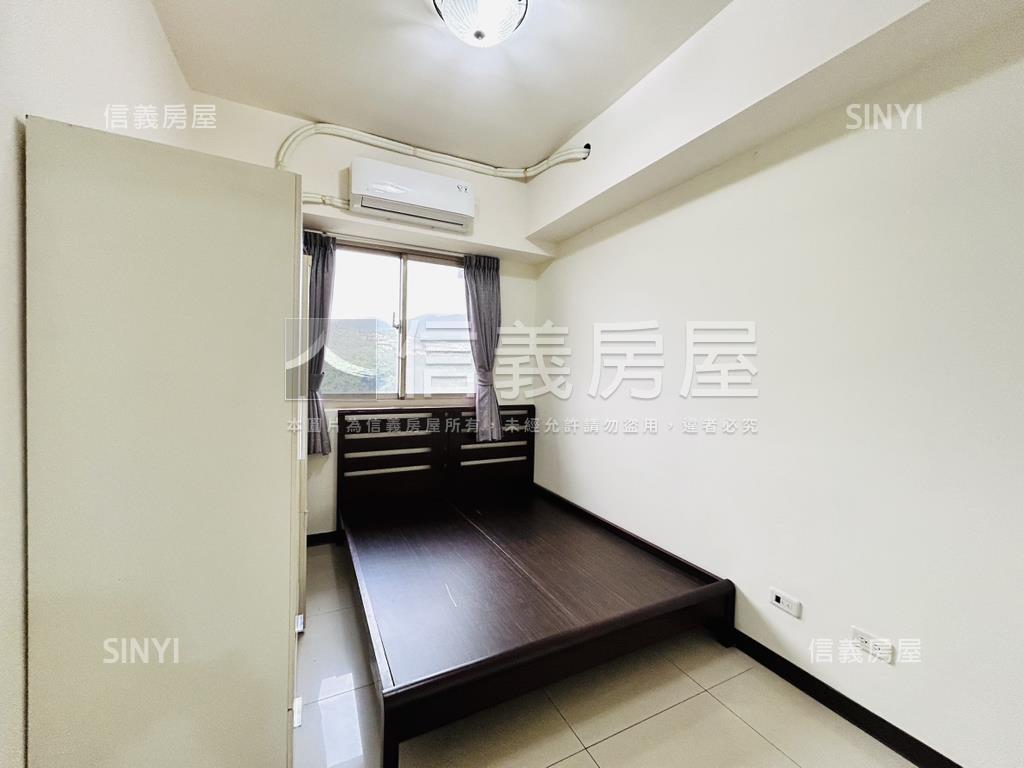 灣頂大屯山景３房房屋室內格局與周邊環境