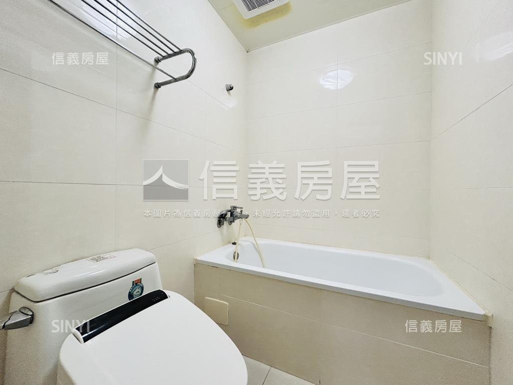 灣頂大屯山景３房房屋室內格局與周邊環境