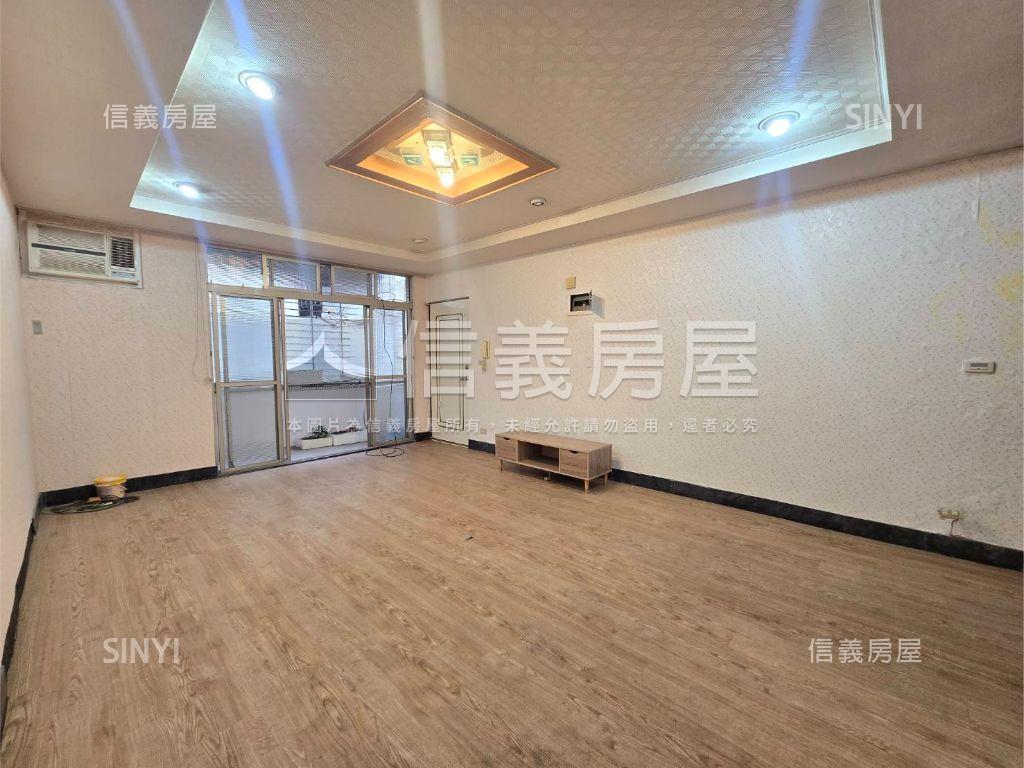 府中捷運一層一戶房屋室內格局與周邊環境