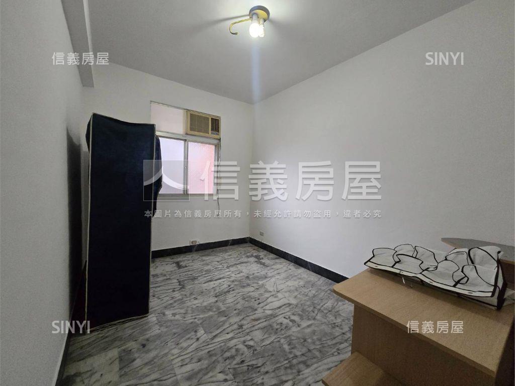 府中捷運一層一戶房屋室內格局與周邊環境