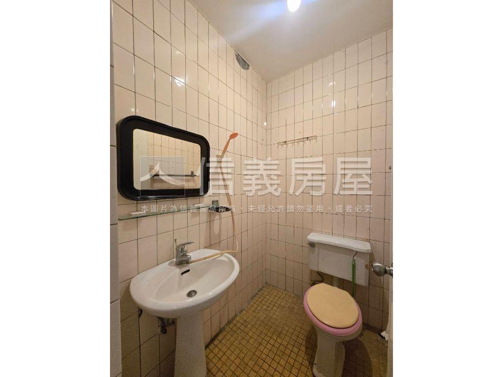 府中捷運一層一戶房屋室內格局與周邊環境