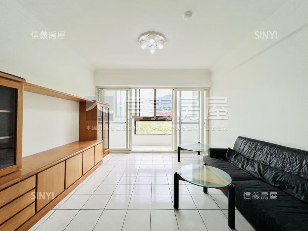 面河堤邊間電梯大四房房屋室內格局與周邊環境