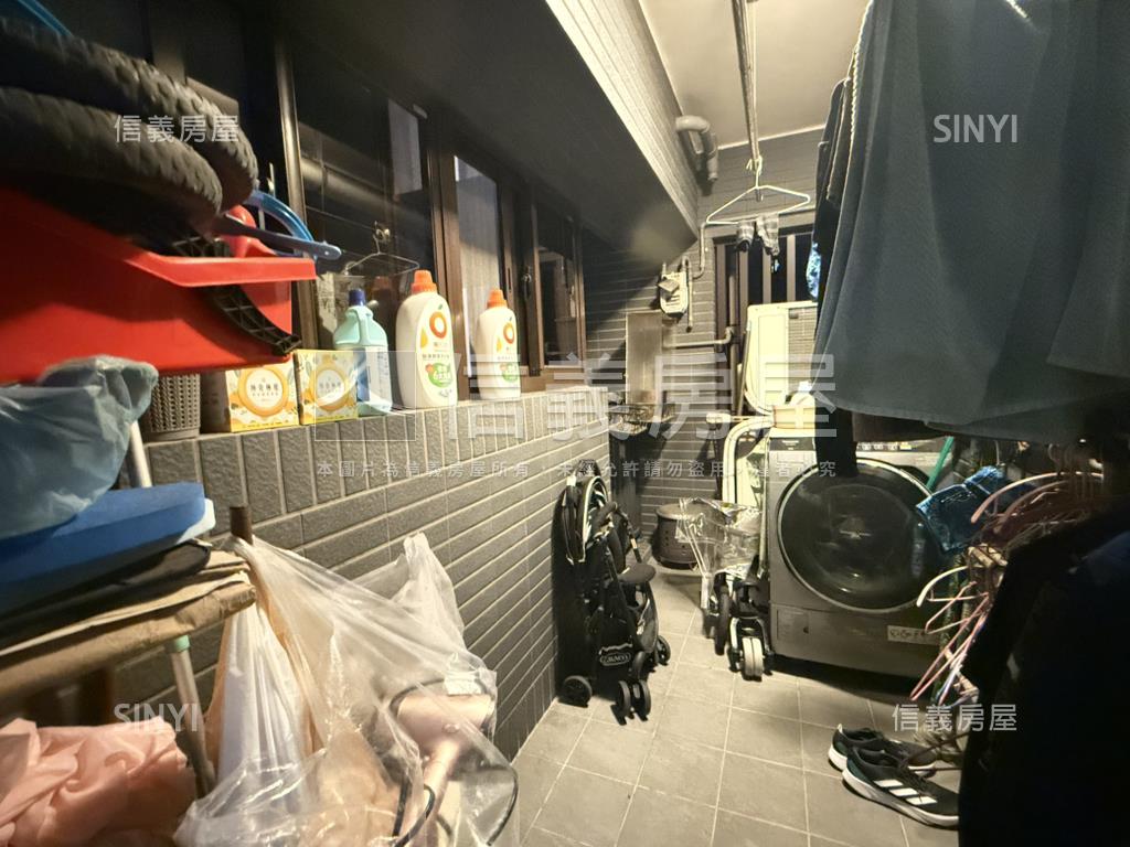 淡江大橋。面海景三房車位房屋室內格局與周邊環境