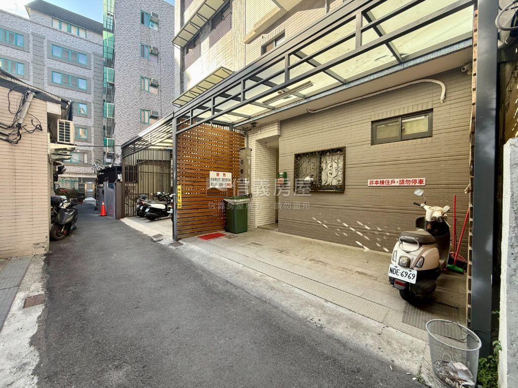 逢甲免千萬透天房屋室內格局與周邊環境