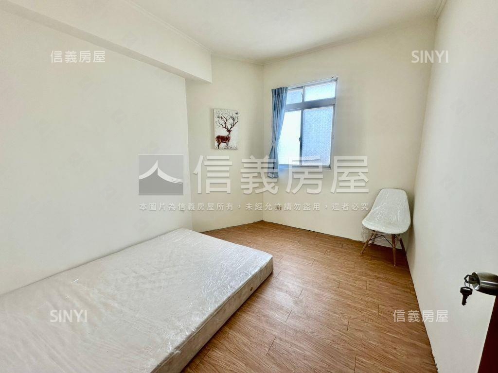 小資近捷運三房機能佳房屋室內格局與周邊環境