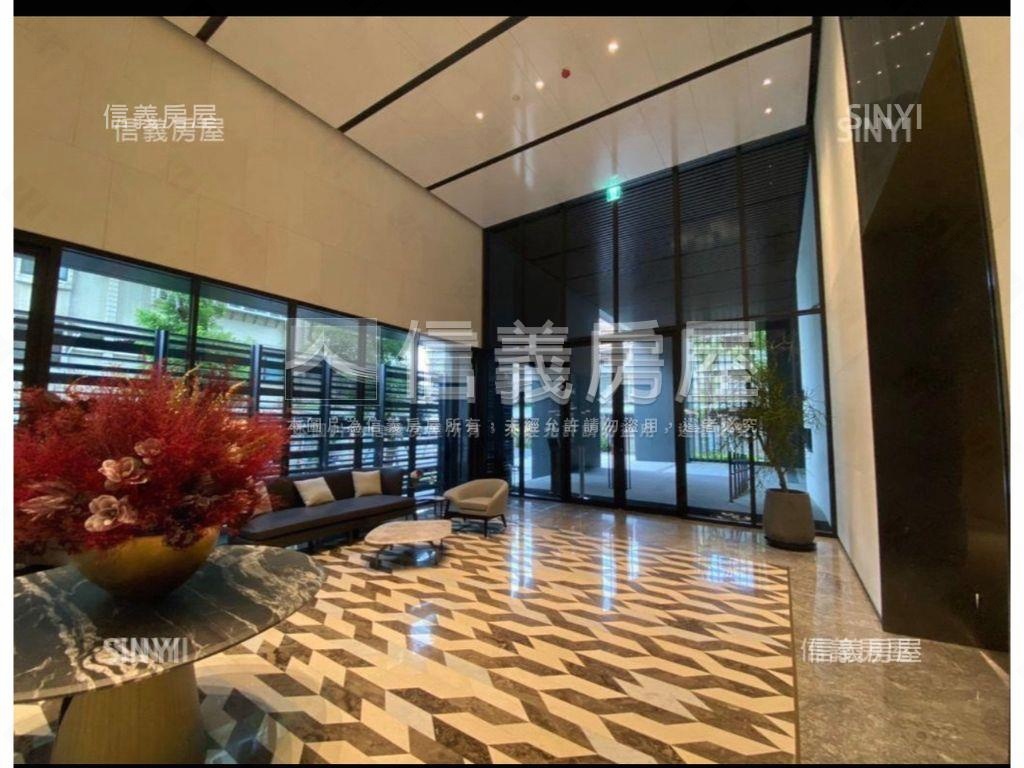 天母靜好美妝２房坡平車位房屋室內格局與周邊環境