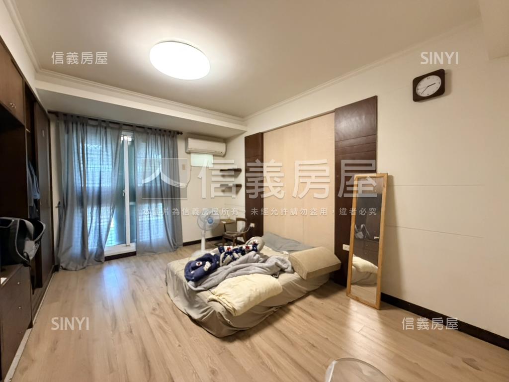 稀有正街透天房屋室內格局與周邊環境