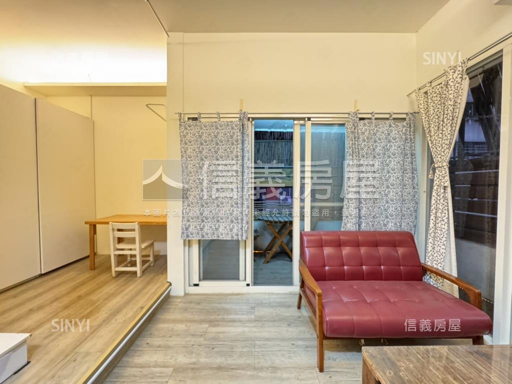 近中國醫精華角間店套房屋室內格局與周邊環境