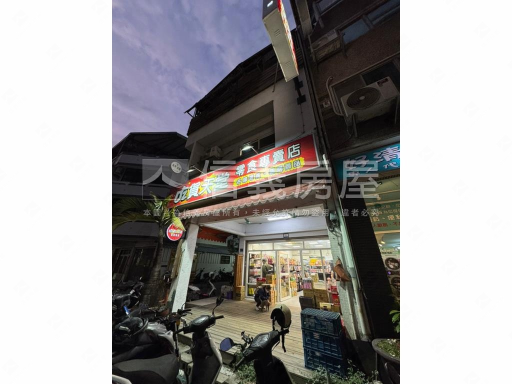 近中國醫精華角間店套房屋室內格局與周邊環境