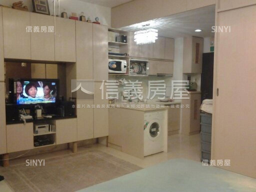 精美綠意藏金閣房屋室內格局與周邊環境