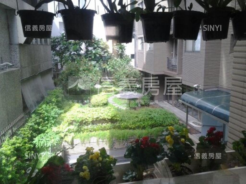 精美綠意藏金閣房屋室內格局與周邊環境