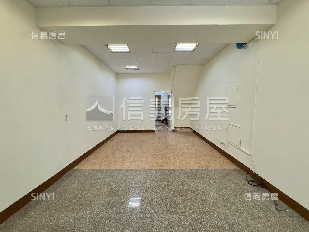 近未來三井正路精品店住房屋室內格局與周邊環境