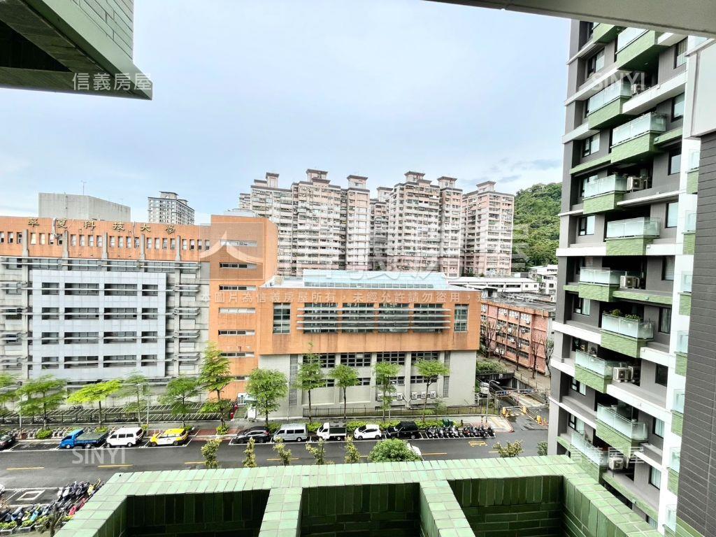 達永精美裝潢兩房坡平車房屋室內格局與周邊環境