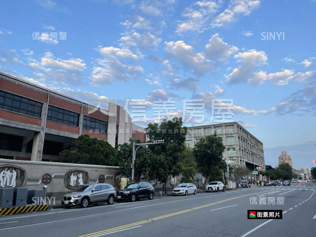 近成大約八米寬前景金店面房屋室內格局與周邊環境