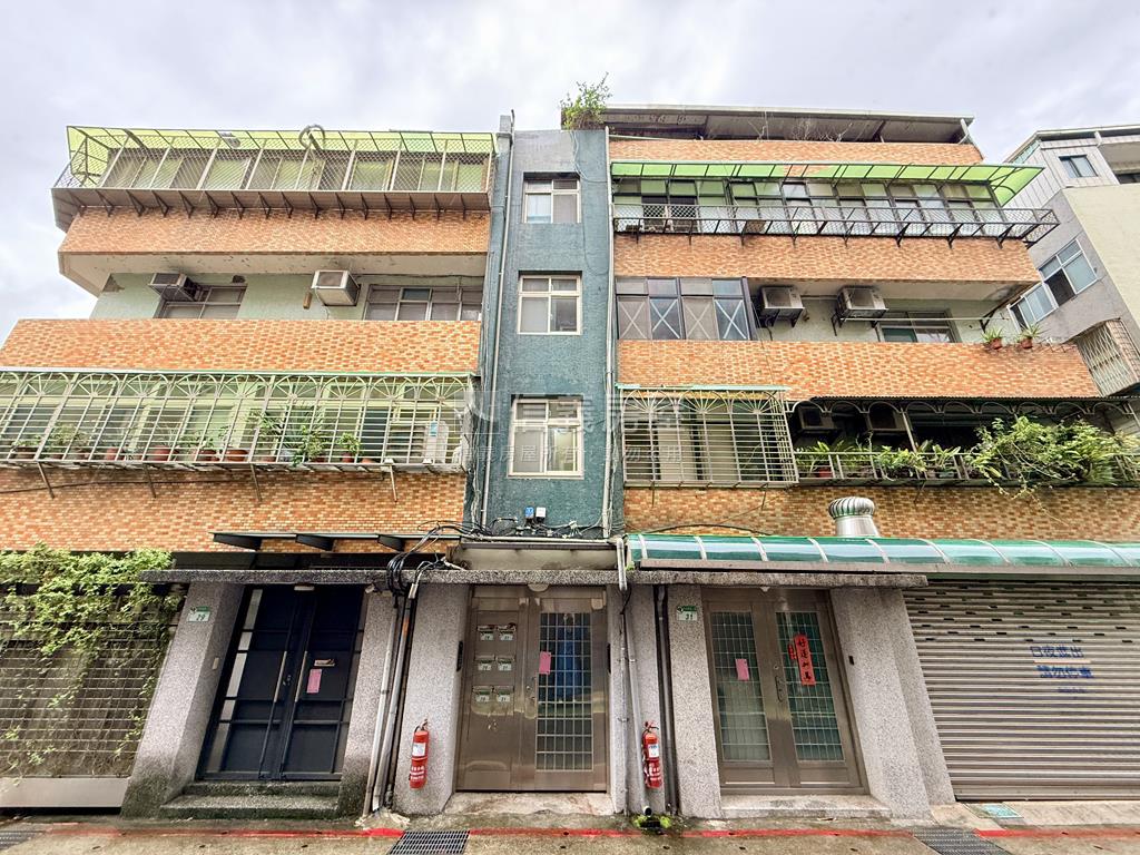 中正金華３樓方正美寓房屋室內格局與周邊環境
