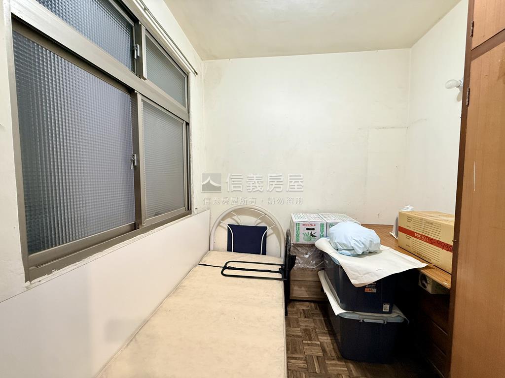 中正金華３樓方正美寓房屋室內格局與周邊環境