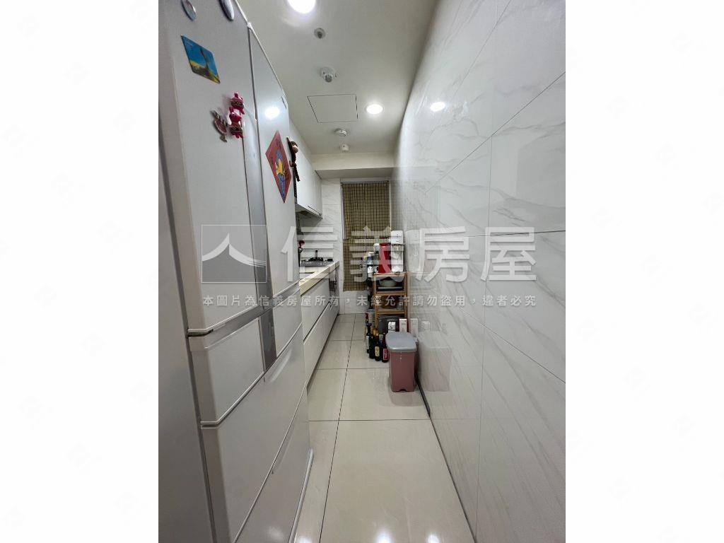金賀超級城市兩房車位房屋室內格局與周邊環境