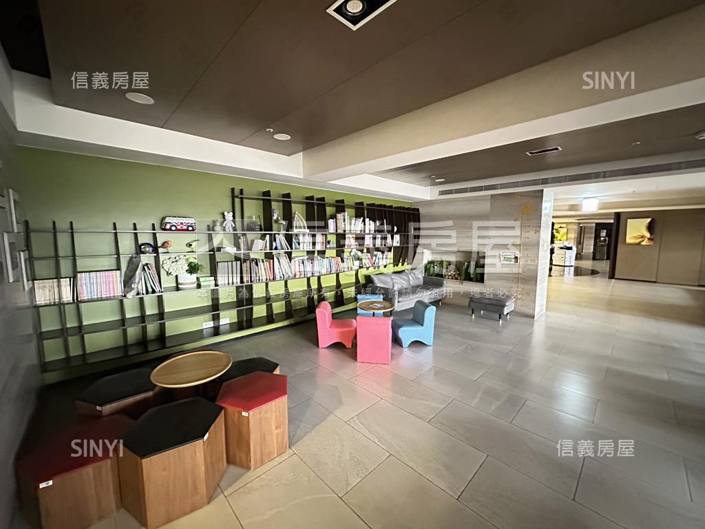 金賀超級城市兩房車位房屋室內格局與周邊環境