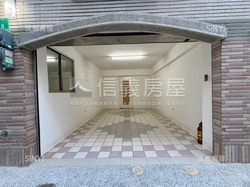 台邦綠地｜育安採光車墅房屋室內格局與周邊環境