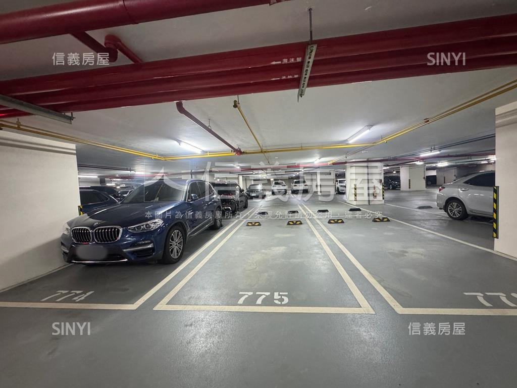 新埔捷運新巨蛋精緻生活房屋室內格局與周邊環境