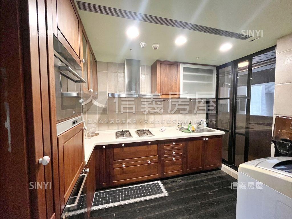 稀有摩納哥美景屋房屋室內格局與周邊環境