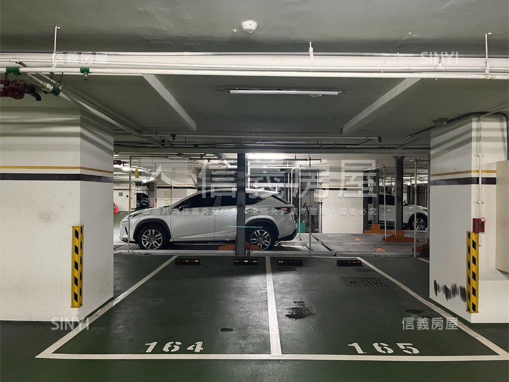 稀有摩納哥美景屋房屋室內格局與周邊環境