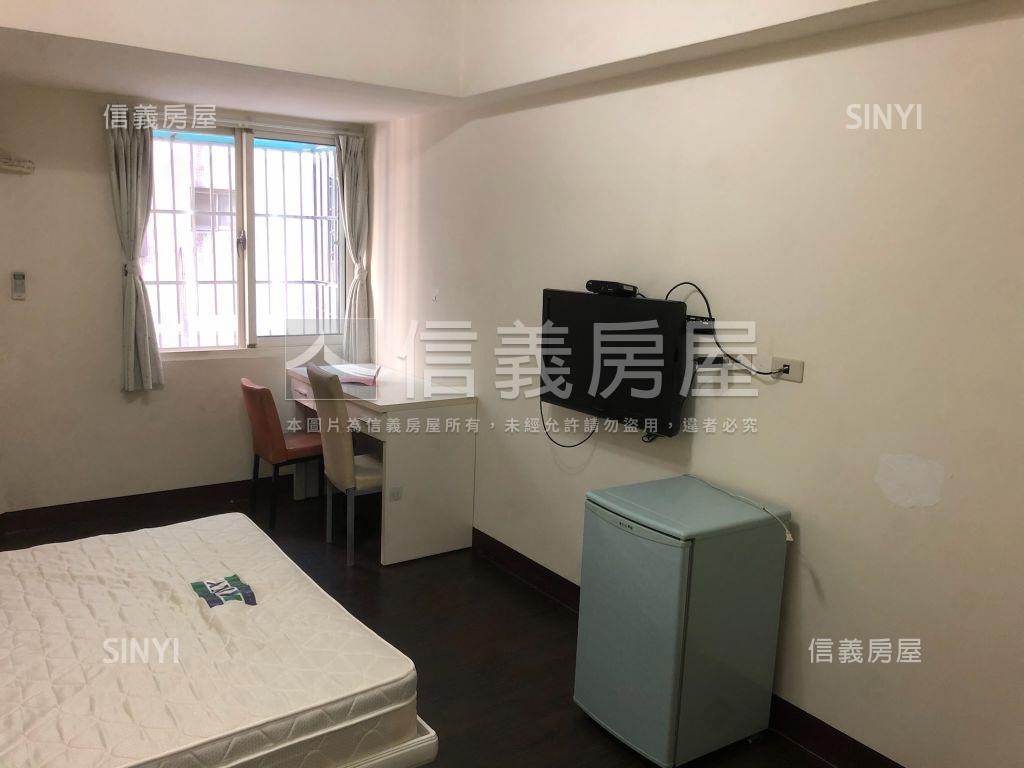 北區稀有電梯收租四套平車房屋室內格局與周邊環境