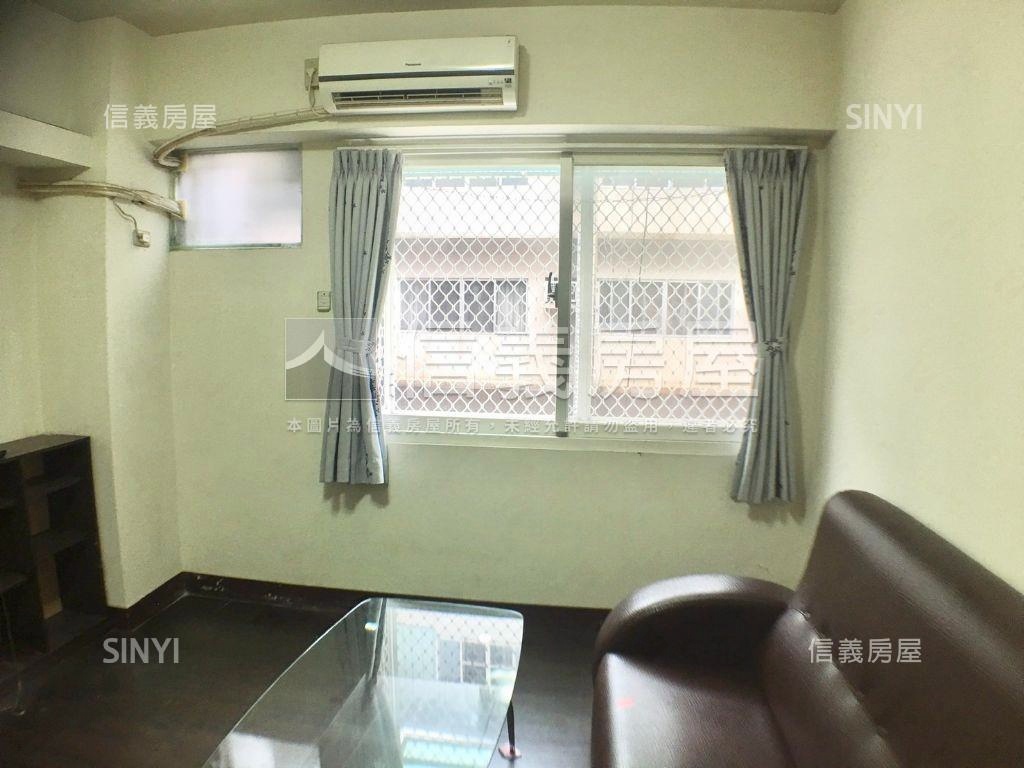 北區稀有電梯收租四套平車房屋室內格局與周邊環境