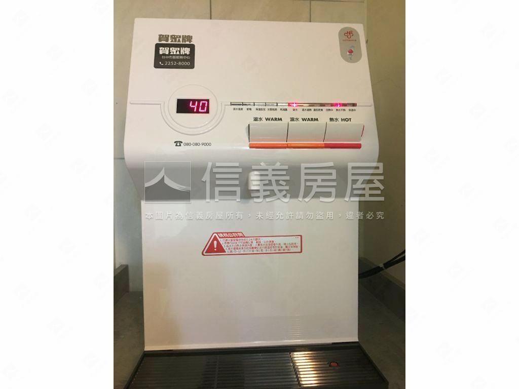北區稀有電梯收租四套平車房屋室內格局與周邊環境