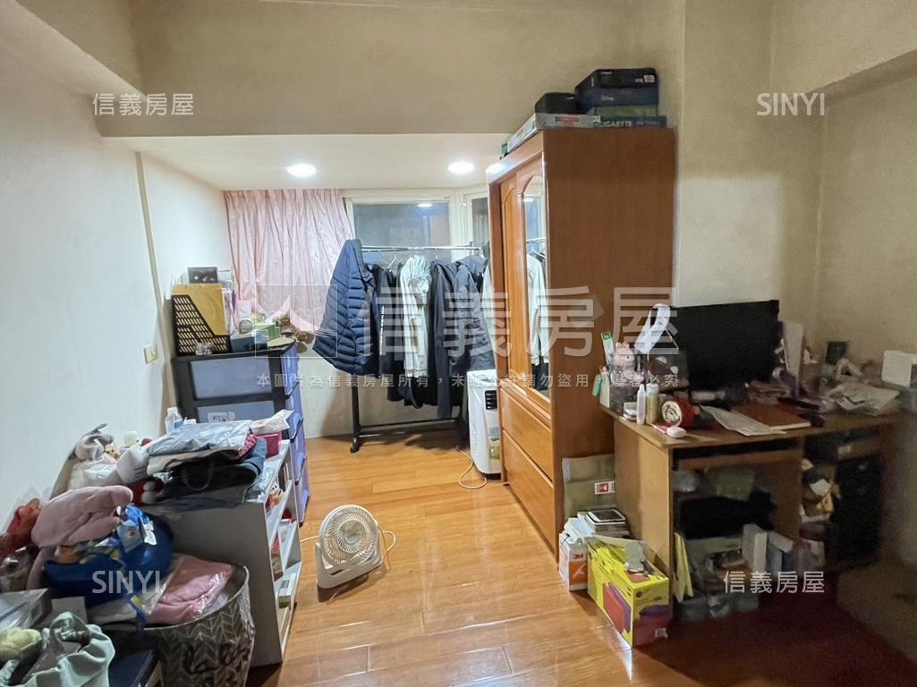 成泰路薪關渡三房房屋室內格局與周邊環境