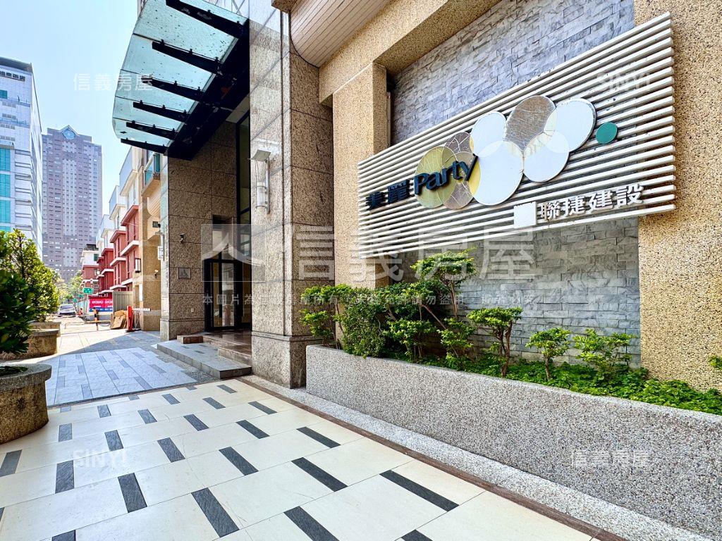 近遠百捷運Ｒ８站兩房房屋室內格局與周邊環境