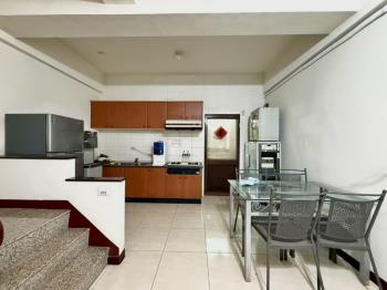 前進南科６房孝親車墅