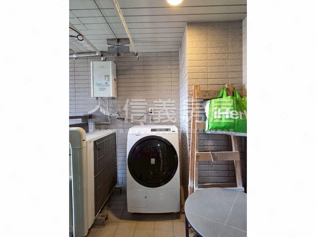 富江翠輕奢華採光高樓兩房房屋室內格局與周邊環境