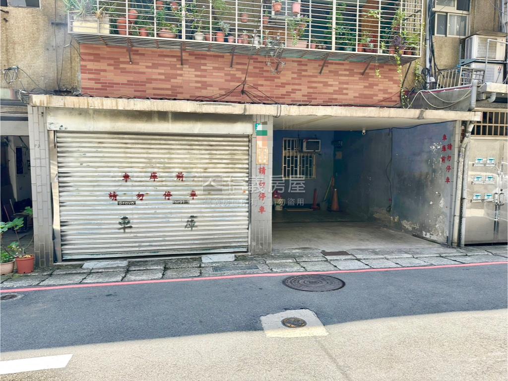 新埔捷運莒光國小學區一樓房屋室內格局與周邊環境