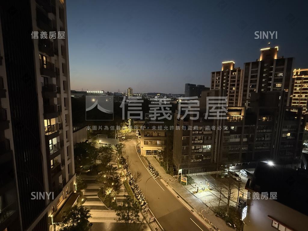 家自慢景觀全新三房房屋室內格局與周邊環境
