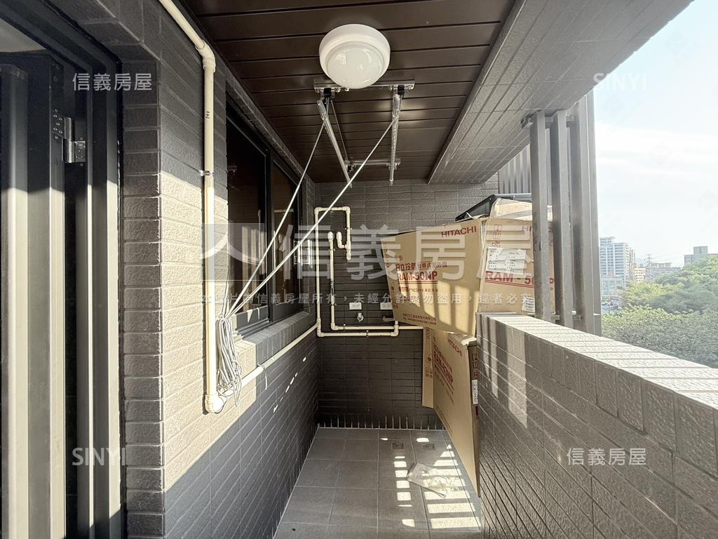 家自慢景觀全新三房房屋室內格局與周邊環境