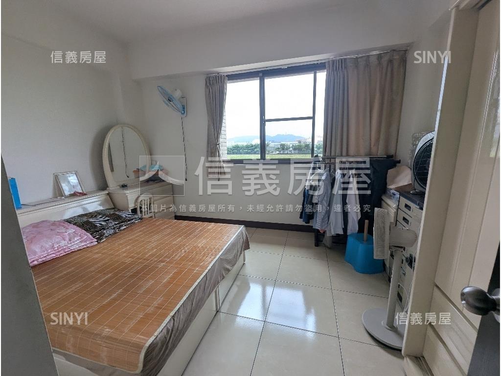 立仁路臨路震後透天房屋室內格局與周邊環境