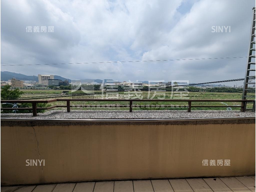 立仁路臨路震後透天房屋室內格局與周邊環境