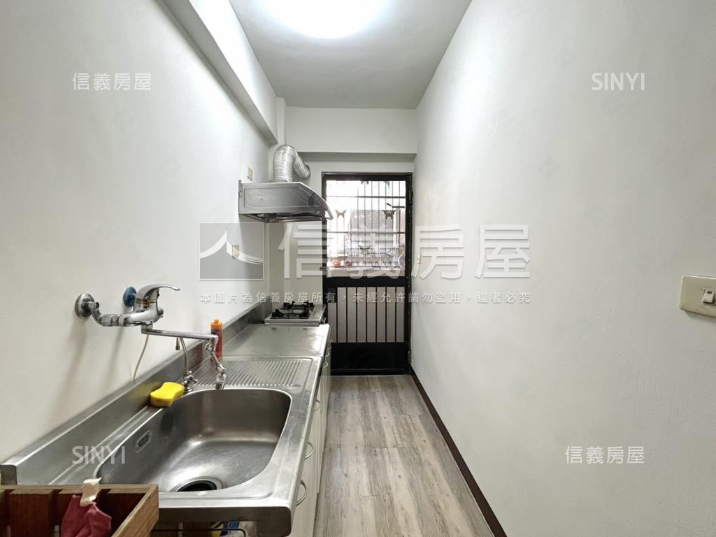 八期鬧中取靜近捷運美寓房屋室內格局與周邊環境