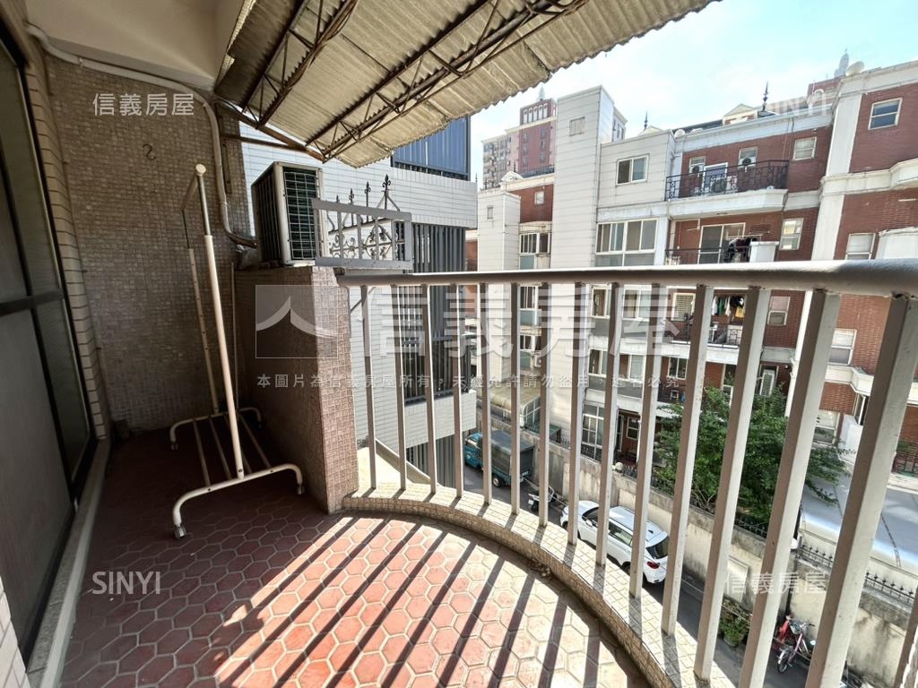 八期鬧中取靜近捷運美寓房屋室內格局與周邊環境