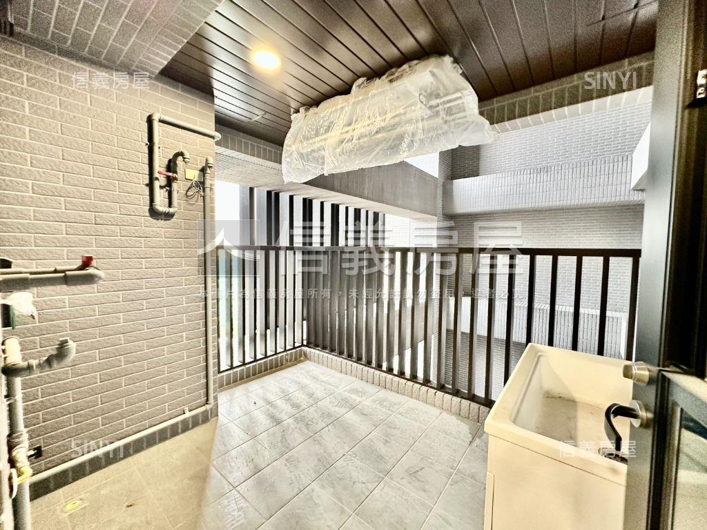 國泰ＴＨＥＰＡＲＫ美宅房屋室內格局與周邊環境